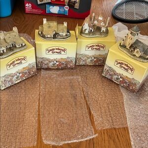David Winter Cottages Set